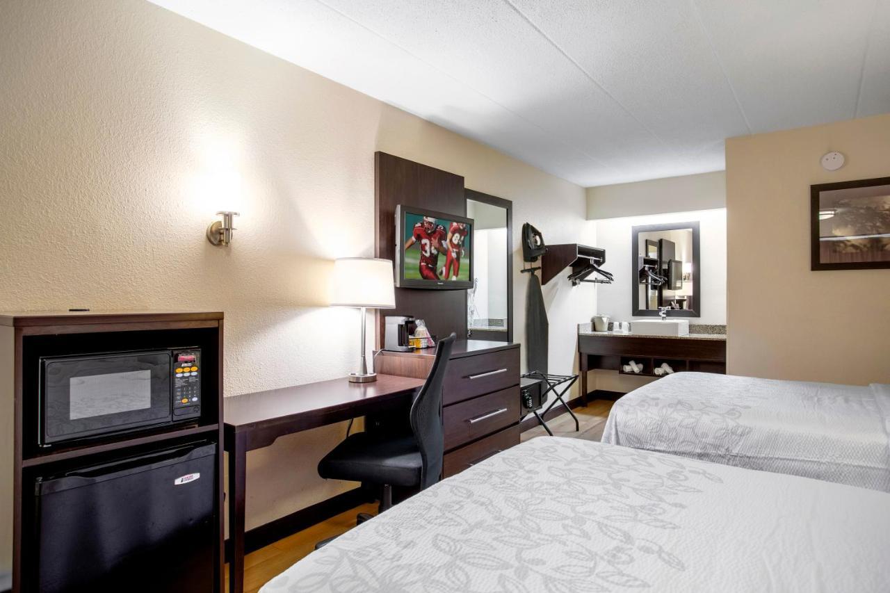 Red Roof Inn Plus+ Atlanta - Buckhead Druid Hills Exterior foto